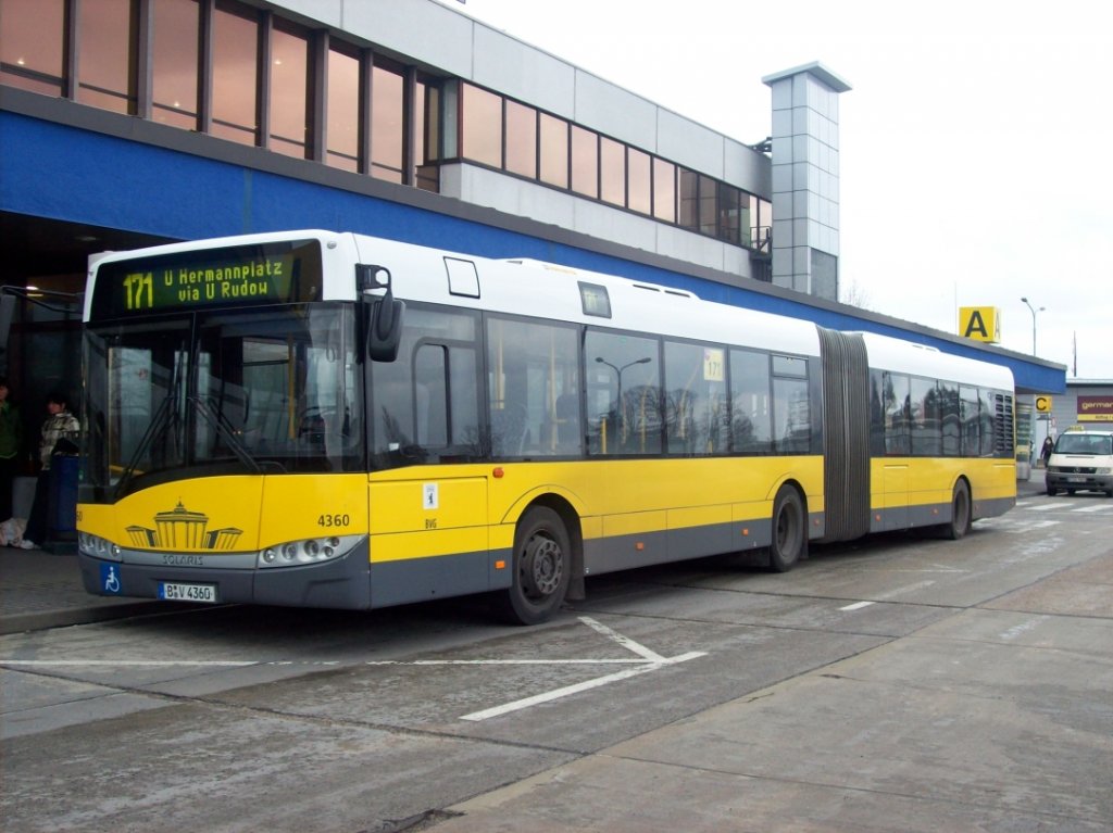 Solaris Urbino 18 - B V 4360 - in Schnefeld, Flughafen Berlin-Schnefeld, Terminal