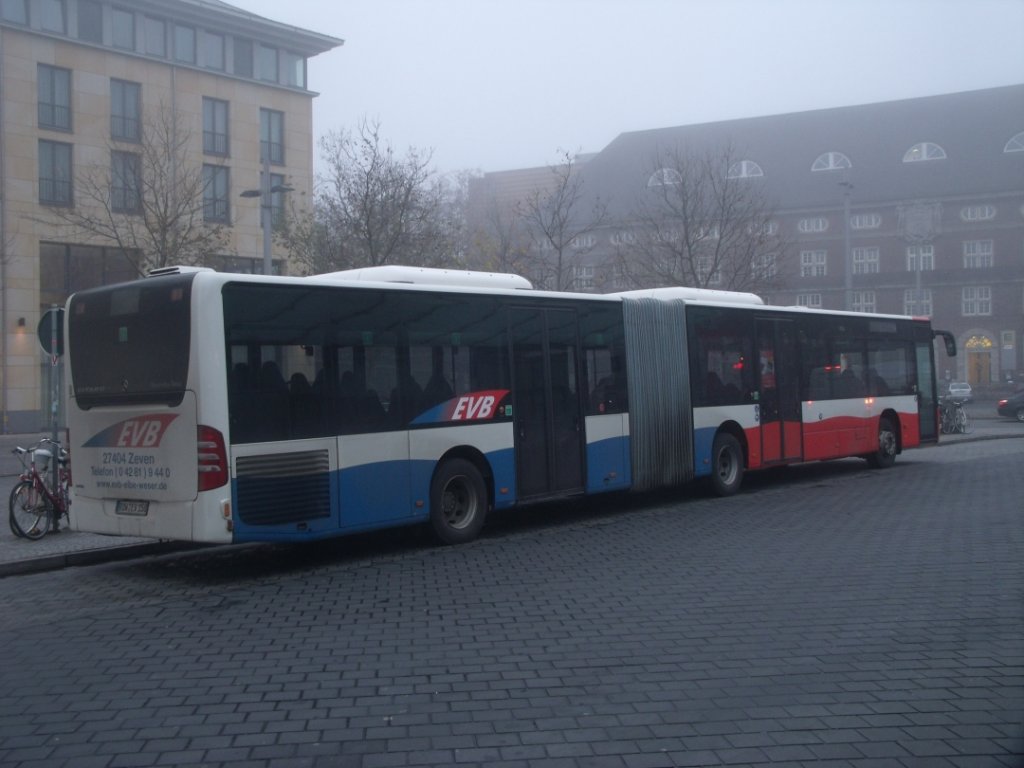 MB O-530 II G - Citaro - ROW EV 158 - der Eisenbahnen und Verkehrsbetriebe Elbe-Weser GmbH, Bereich Bus - am 24.November 2012 - im Nebel von Bremen.