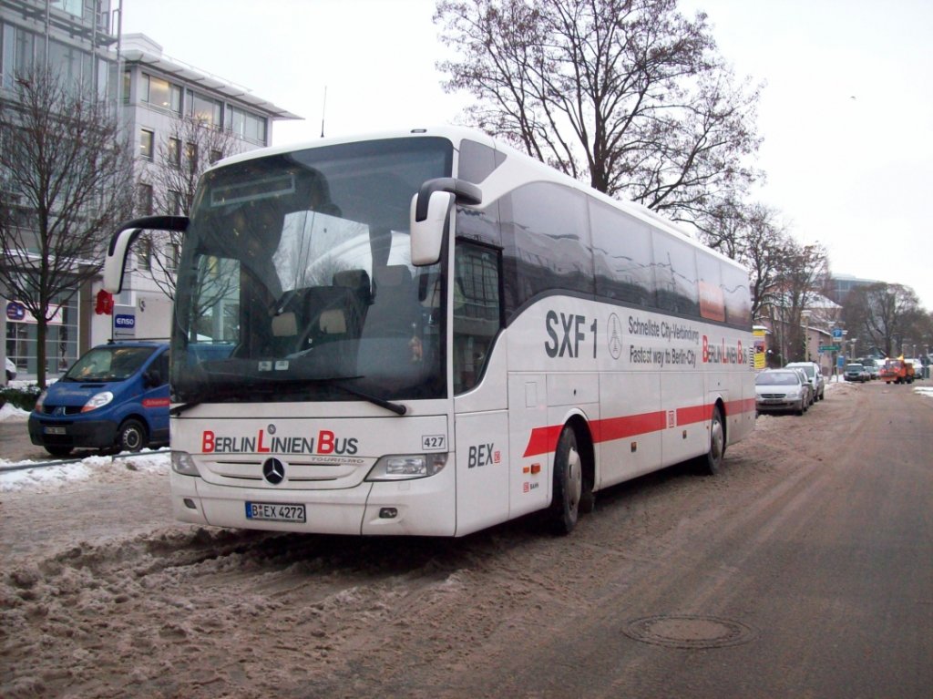 MB Tourismo II RHD - B EX 4272 - in Dresden, Hbf., Bayrische Str.