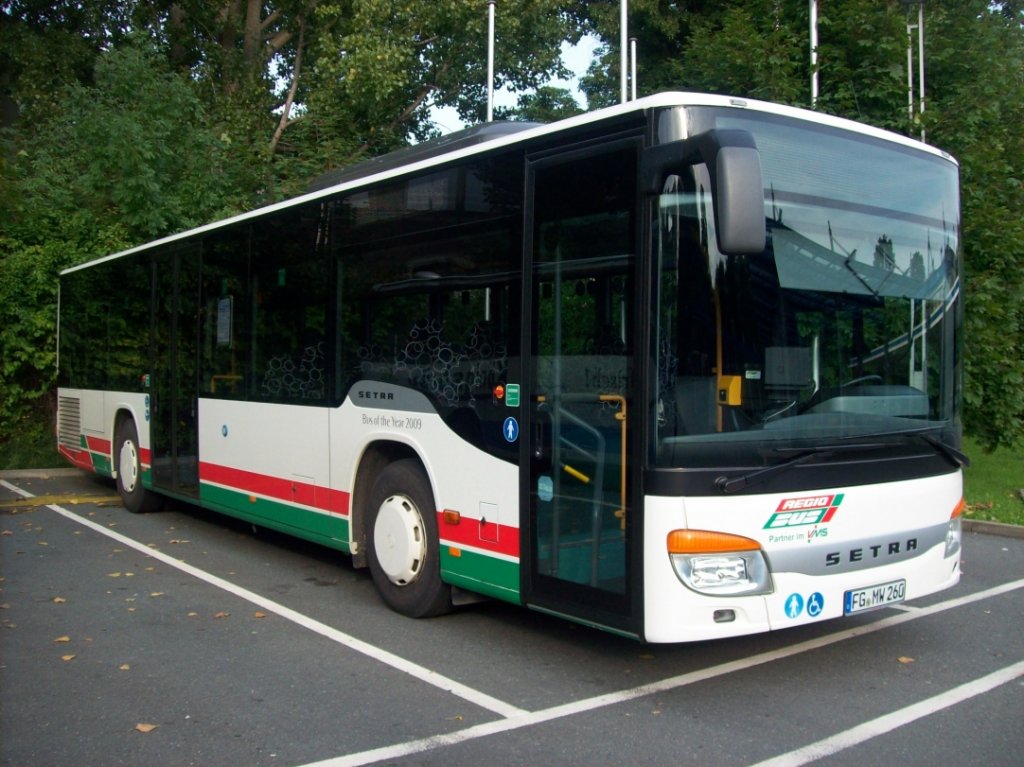 RBM - Setra S 415 NF - FG MW 260 - in Chemnitz, Omnibusbahnhof