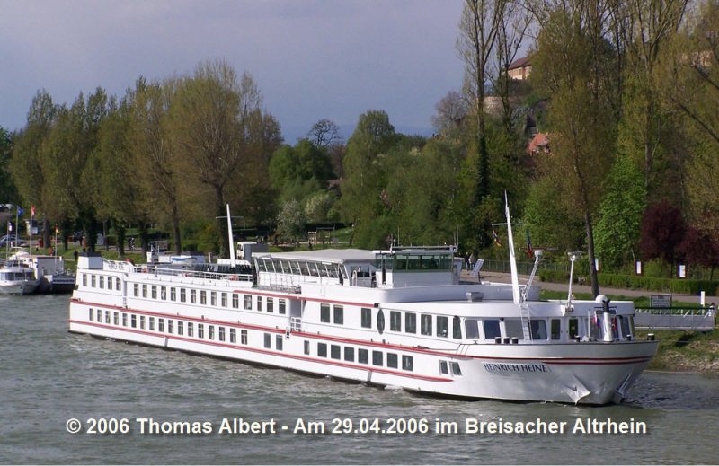 Name:  HEINRICH HEINE  , ex  URSULA III  - 1994 / Baujahr: 1991 / Bauwerft: A. Baars Azn in Sliedrecht (Niederlande) - Baunummer 732 / Flagge: Bulgarien (Deutschland bis 2006 , Schweiz bis 2001) / L�nge: 106,60 m / Breite: 11,11 m / Tiefgang: 1,30 m / 110 Passagiere / Antrieb: 2 x Caterpillar mit je 1012 PS (entspricht 1488 kW Gesamtleistung, nach anderer Quelle auch 1530 kW Gesamtleistung) / Eigner ~ Betreiber: Dunav Tours aus Bulgarien ~ Giljam River Cruises aus Rotterdam (ex Viking River Cruises bis 2006 , KD Triton AG in Basel bis 2001 , Triton Reisen AG in Basel bis 1994) / Heimathafen: Rousse (Oberwesel bis 2006 , Basel bis 2001) / Fahrtgebiet: Rhein , Mosel , Main und Donau / Schiffs- oder Registriernummer: 8948008 (ex 4803070 , ex 7001564) / Bemerkung: Das Schiff wurde im Winter 2005 komplett renoviert. Nach Verkauf an Bulgarien wurde die rote Farbgebung durch blaue ersetzt.