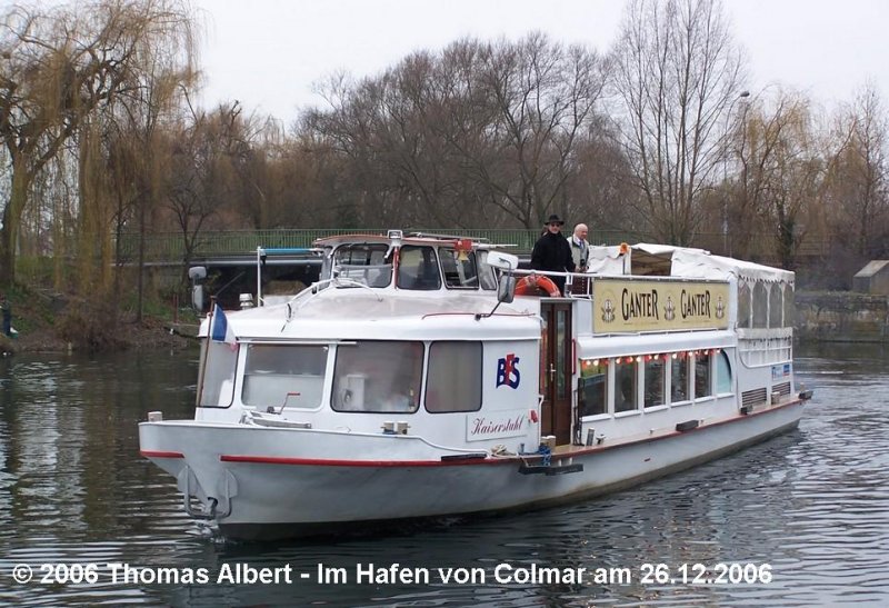 Name:  KAISERSTUHL  , ex  ANNEMARIE  - 1997 / Baujahr: 1960 / Bauwerft: Schiffswerft Schmidt in Oberkassel (Deutschland) / Flagge: Deutschland / L�nge: 22,75 m / Breite: 4,90 m / Tiefgang: 0,88 m / 122 Passagiere (ex 195 Passagiere) / Antrieb: Deutz F8L 418 (8-Zyl.V-Dieselmotor), 164 PS (120 kW) bei 2150 UpM auf einen Schottel-Ruder-Propeller (SRP) / Eigner ~ Betreiber: Hermann J. und Christian Goedert GbR in Breisach ~ Breisacher Fahrgast-Schiffahrt GmbH (ex Schmitz in K�nigswinter ~ Motorschiffahrt K�nigswinter GmbH) / Heimathafen: Breisach (K�nigswinter bis 1997) / Fahrtgebiet: Rhein und Canal de Colmar (urspr�nglich auch Mosel) / Schiffs- oder Registriernummer: 4304700 / Bemerkung: Das Schiff wurde umgebaut (neuer Motor und Verl�ngerung).