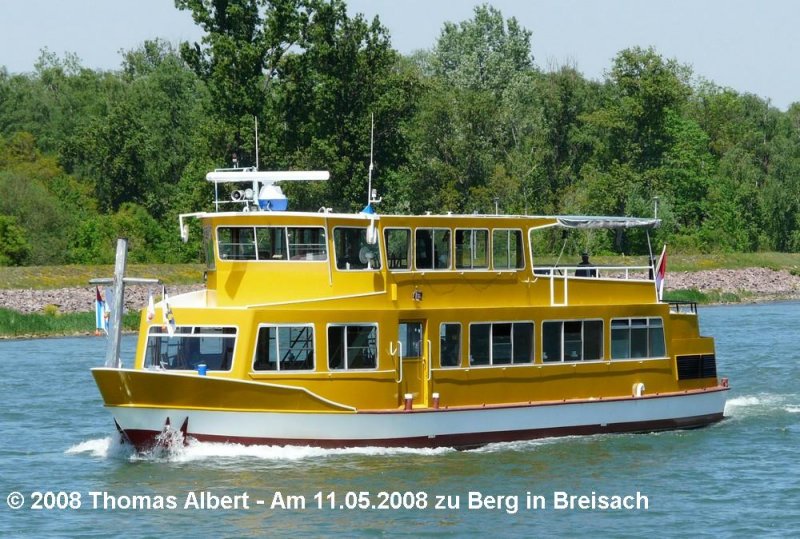Name:  LEVENTINA  ,ex  WILLI  -2008 / Baujahr: 1973 / Bauwerft: Lux-Werft in Niederkassel-Mondorf (Deutschland) / Flagge: Schweiz (Deutschland bis 2008) / L�nge: 25,00 m / Breite: 6,00 m / Tiefgang: ? / 100 Passagiere / Antrieb: ? / Eigner~Betreiber: Bragtank AG in Basel (Willi Becker in Widdig bis 2008) / Heimathafen: Basel (Widdig am Rhein bis 2008) / Fahrtgebiet: Rhein / Schiffs- oder Registriernummer: 4200760 / Bemerkung: Gebaut als Restaurantschiff wurde es 1985 zum Fahrgastschiff umgebaut. Das Foto zeigt das Schiff bereits in neuer Farbgebung, aber noch ohne neuen Namen, bei der �berf�hrungsfahrt nach Basel. Die Taufe erfolgte am 18.05.2008.