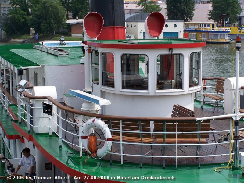 Weitere Fotos:  BASLERDYBLI  (1980) - Blick aufs Oberdeck mit Steuerhaus