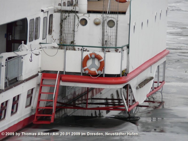 Weitere Fotos:  M.D.P�PPELMANN  (1963) - Der Radkasten auf Steuerbord, nun schon lange ohne Schaufelrad.