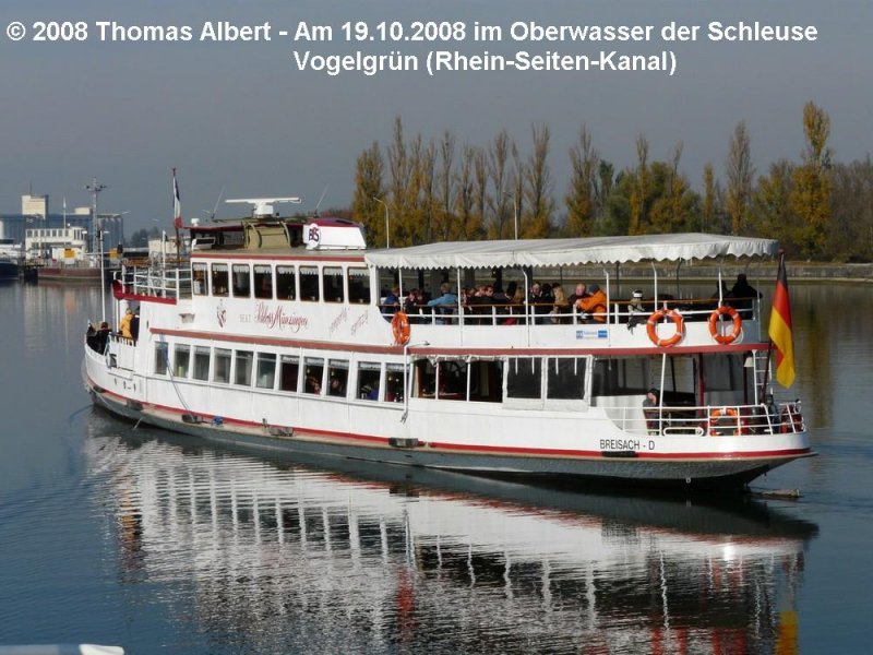 Weitere Fotos:  SCHLOSS MUNZINGEN  (1925) - Backbordseite schr�g von Hinten